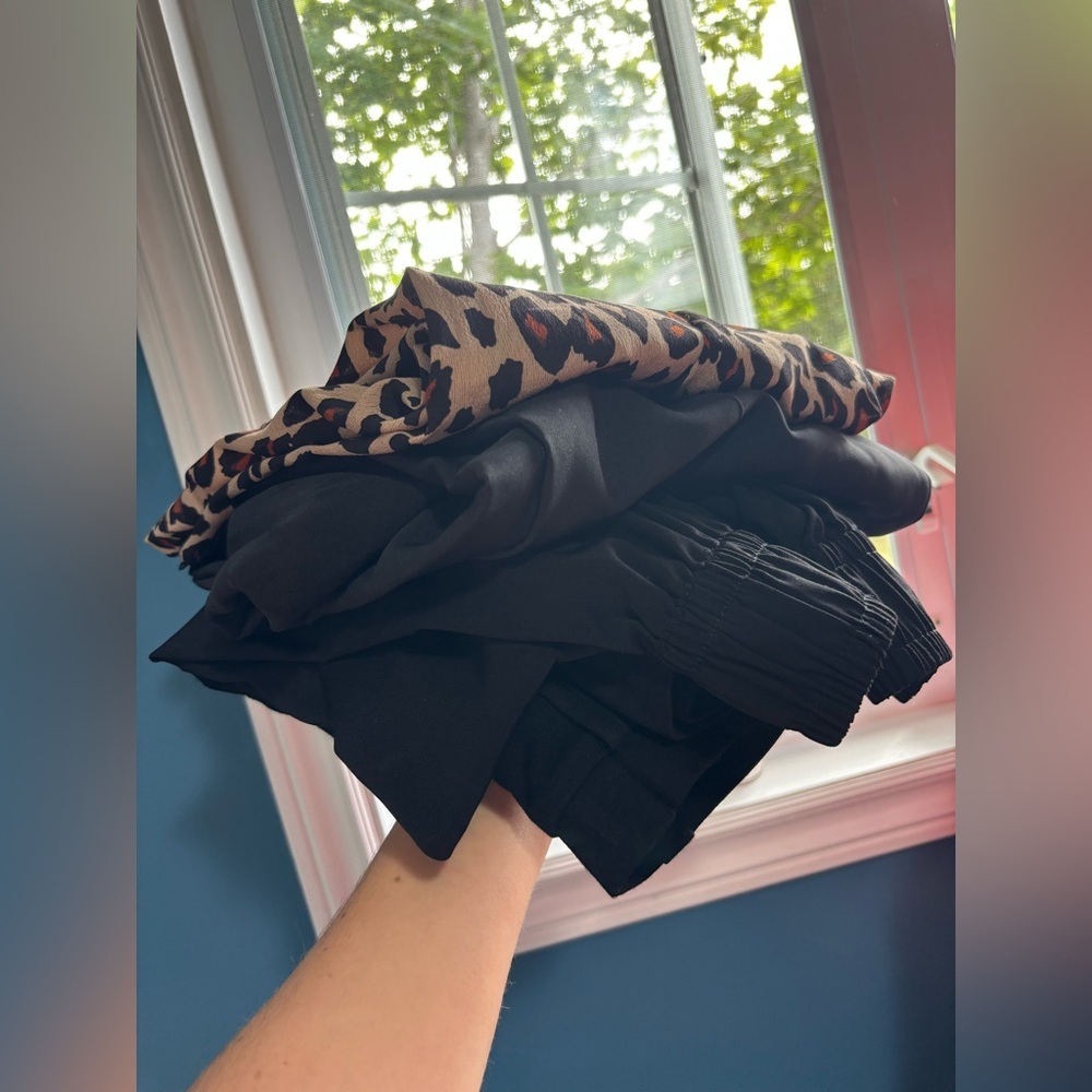 4 PAIR BUNDLE Size Large Women’s